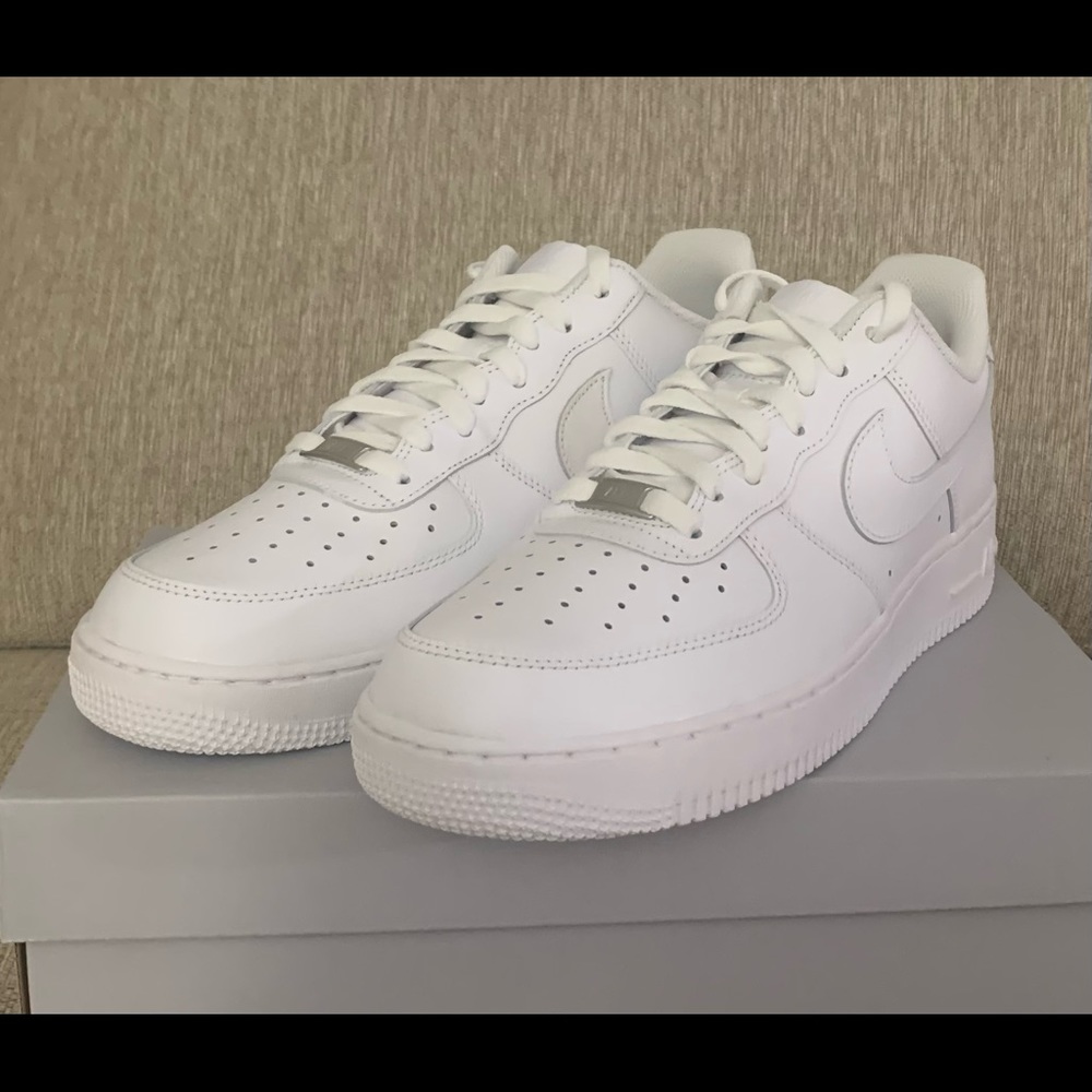 NIKE AIR FORCE 1, men, white, size 11.5, new